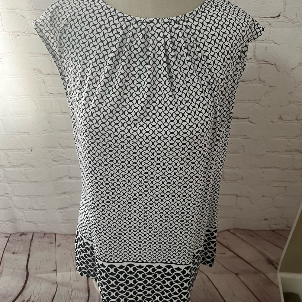 Black and White Patterned Top